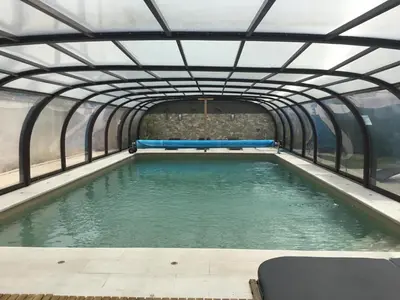 Piscine de l'établissement Villa Castalie - Maison de maître, grande piscine et jacuzzi, classée 5 étoiles ou située à proximité