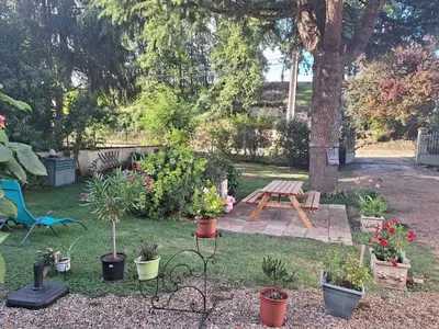 Jardin de l'établissement Le Sapin Parasol - House for 7 people.