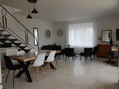 Coin salon dans l'établissement Mon Gîte