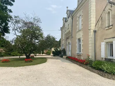 Jardin de l'établissement Clos de Joco - Gîte de groupe