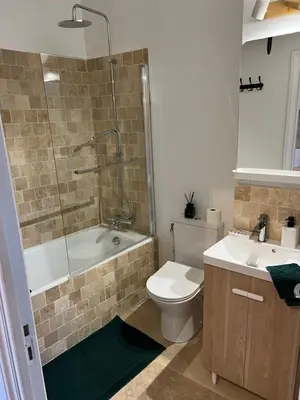 Salle de bains dans l'établissement studio 4pers. centre de Loches