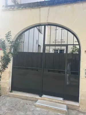 Façade ou entrée de l'établissement studio 4pers. centre de Loches