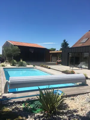 Piscine de l'établissement Maison 24H du Mans ou située à proximité