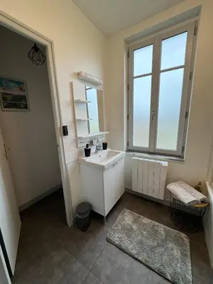 Salle de bains dans l'établissement STUDIO COSY Gare & centre-ville