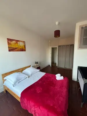 Un ou plusieurs lits dans un hébergement de l'établissement L'entre nous, Superbe Maison au centre de St Aignan