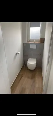 Salle de bains dans l'établissement Chambre proche circuit 24H