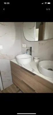 Salle de bains dans l'établissement Chambre proche circuit 24H