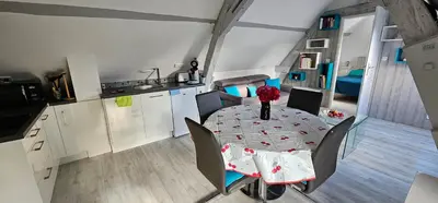 Cuisine ou kitchenette dans l'établissement Domaine des Moizons, Le Cerisier