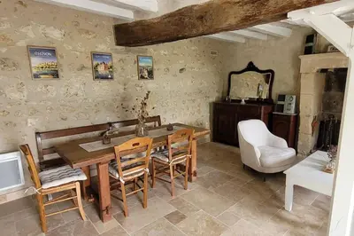 Coin salon dans l'établissement Maison en lisière de forêt