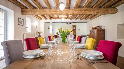 Coin salon dans l'établissement Évasion Privée au Mans - Gîte Champêtre & Équestre