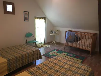 Un ou plusieurs lits dans un hébergement de l'établissement Maison familiale à Cheverny, jardin clos, animaux acceptés, 6 personnes - FR-1-491-338