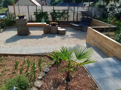Jardin de l'établissement Gîte cosy avec piscine chauffée près des sites touristiques et zoo de Beauval - FR-1-491-378