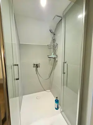 Salle de bains dans l'établissement T2 Ctre ville Fibre proche Beauval