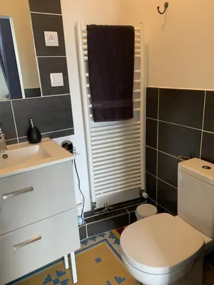 Salle de bains dans l'établissement Chez Chris