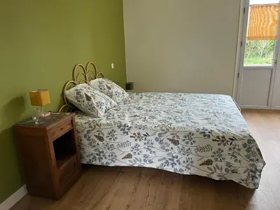 Un ou plusieurs lits dans un hébergement de l'établissement Chez Gilles et Anne