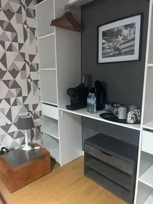Cuisine ou kitchenette dans l'établissement Vieux bourg