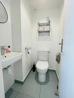 Salle de bains dans l'établissement Domaine Jeanne de Laval