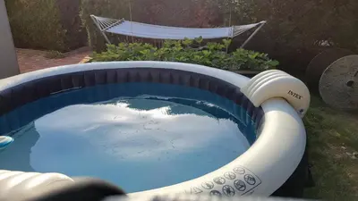 Piscine de l'établissement Maison 24h du Mans ou située à proximité