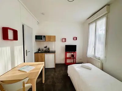 Télévision ou salle de divertissement dans l'établissement Lakanal 1 - Studio Prébendes Tours