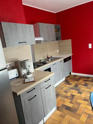 Cuisine ou kitchenette dans l'établissement gite des amis a3km du parc de beauval