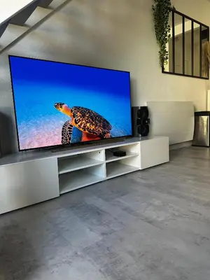 Télévision ou salle de divertissement dans l'établissement L'Adresse Signature, Duplex d'Exception à Saumur