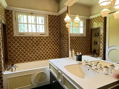 Salle de bains dans l'établissement La Clairière - Le Calme de la Campagne - 9 pers