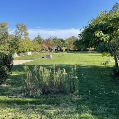 Gîte élégant avec grand jardin privé