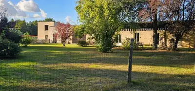 Jardin de l'établissement Le haras de gus et lulu