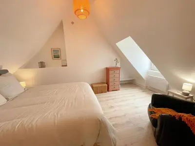 Un ou plusieurs lits dans un hébergement de l'établissement Gîte tout confort près des châteaux de la Loire avec jardin privé et borne de recharge électrique - FR-1-381-583