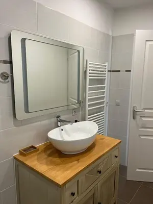 Salle de bains dans l'établissement L'oberlin charmante maisonnette