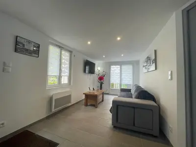Coin salon dans l'établissement Maison du circuit - Hunaudières