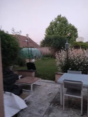 Jardin de l'établissement Bugatti 4 chambres- 4 lits doubles