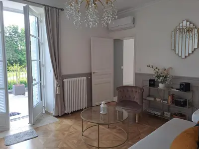 Coin salon dans l'établissement Le Relais du Golf- Château de la Touche