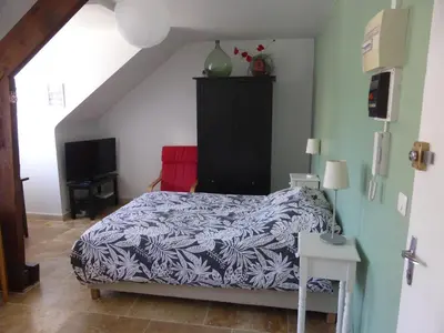 Un ou plusieurs lits dans un hébergement de l'établissement Studio calme au coeur de Tours