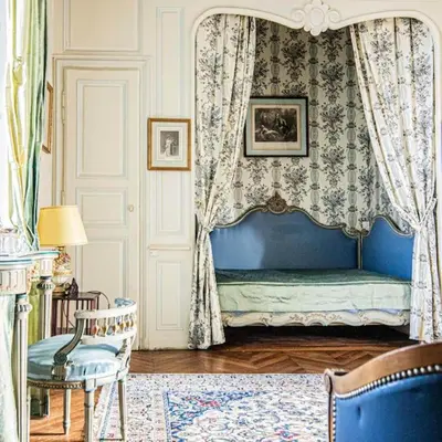 Coin salon dans l'établissement Château d'Ardenay sur merize
