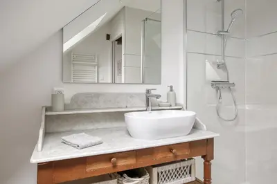 Salle de bains dans l'établissement Maison de Marcelline - Pour 10p maison climatisée
