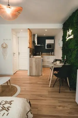Cuisine ou kitchenette dans l'établissement La Loge Saumuroise - Charme, Confort & Central