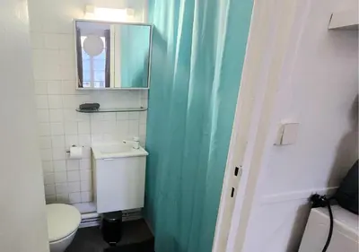 Salle de bains dans l'établissement 2-Central Tours BLEU - Hypercentre