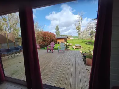 Jardin de l'établissement L'atelier mazé milon