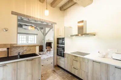 Cuisine ou kitchenette dans l'établissement Château de Conon - Gîte la Bergerie