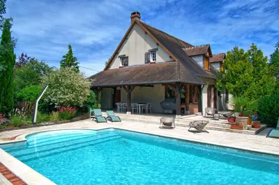 Piscine de l'établissement La picoiserie ou située à proximité
