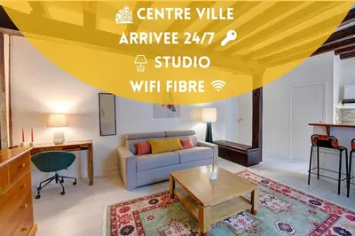 Coin salon dans l'établissement Chic et Cosy - Arrivée Autonome