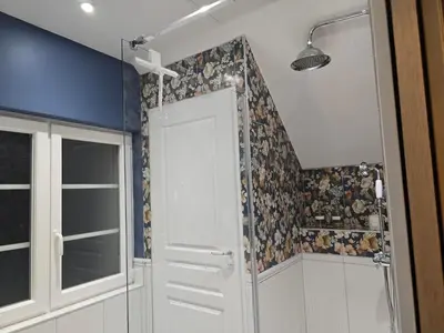 Salle de bains dans l'établissement Villa Trianon Gîte 5 étoiles avec spa privé forêt Villandry