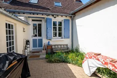 Jardin de l'établissement Le Charme Atypique proche d'Amboise