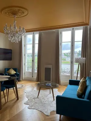 Coin salon dans l'établissement Quai de la Loire