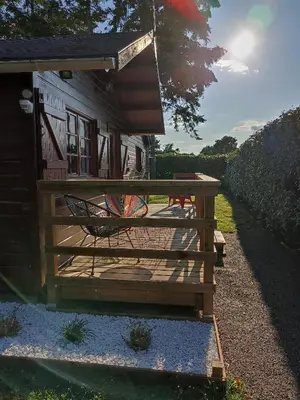 Jardin de l'établissement Le chalet à la campagne !