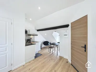 Cuisine ou kitchenette dans l'établissement Studios - 1 min Gare Chatellerault - Entrée Autonome -