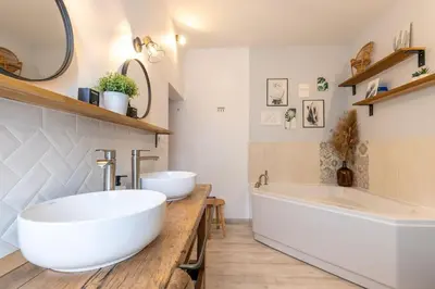 Salle de bains dans l'établissement La Petite Bastille - Maison - Cœur de Montrichard