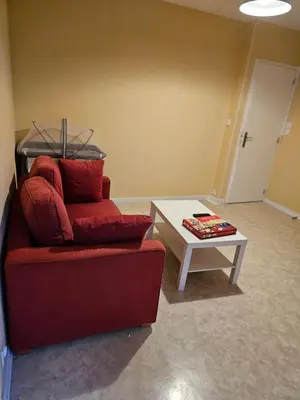 Coin salon dans l'établissement Appartement T4 à 40min à pieds de la gare de Saint-Pierre des corps