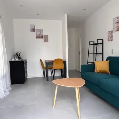 Chambre indépendante RDC avec SdB